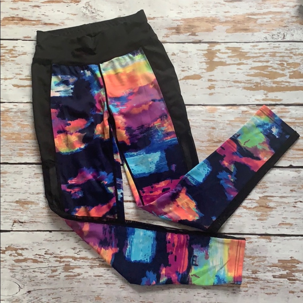 Pop Fit Size small (6) workout leggings, colorful!